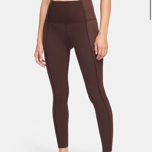Nike Yoga Luxe Leggings